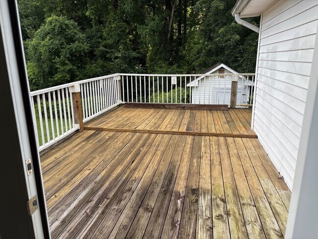 Foto del edificio - 2 Bedroom 1 Bath Home in Winston-Salem