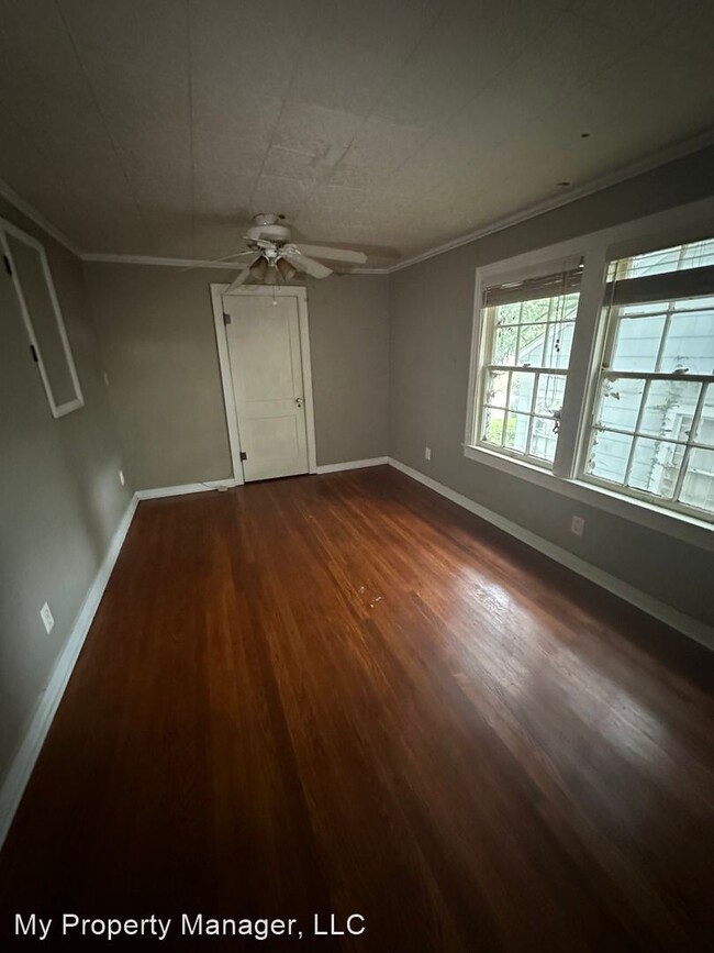 Foto del edificio - 3 br, 1 bath House - 4309 Clingman Drive