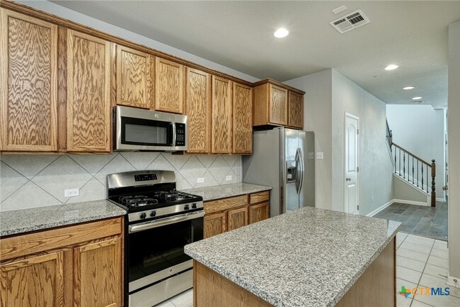 Building Photo - 7220 Wyoming Springs Dr