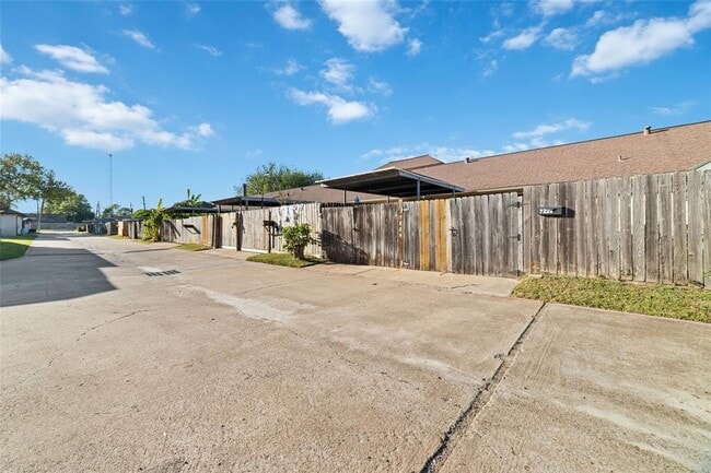 Building Photo - 7229 Cook Rd