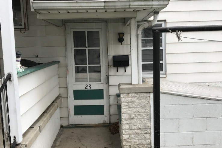Primary Photo - 23 Oak St