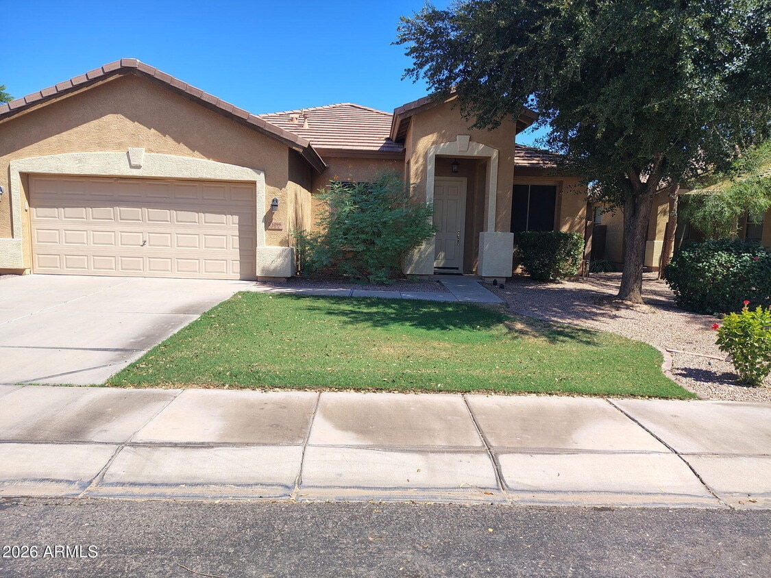 Building Photo - 3096 E Kingbird Pl