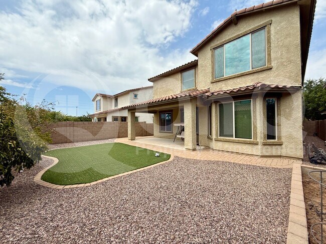 Foto del edificio - 4051 E Mesquite St