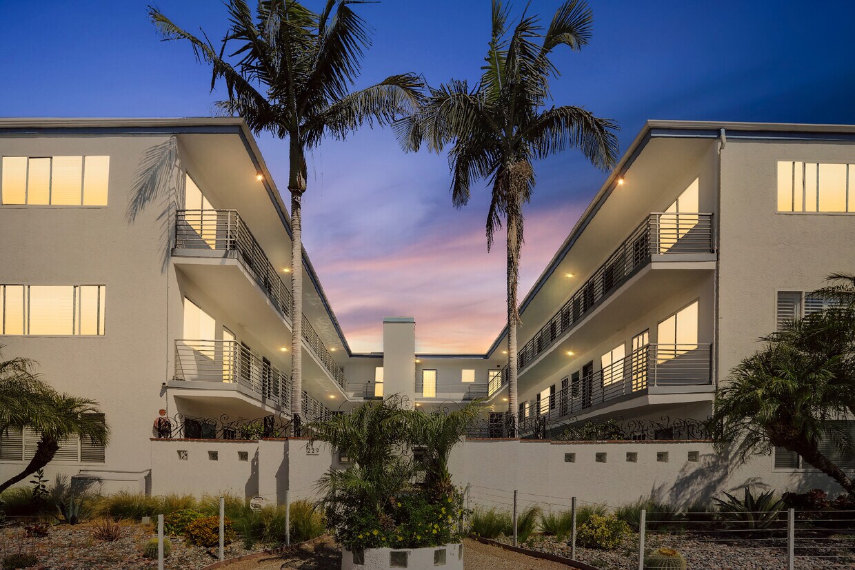 229 Bicknell Ave, Unit 308 Condos in Santa Monica, CA Westside Rentals