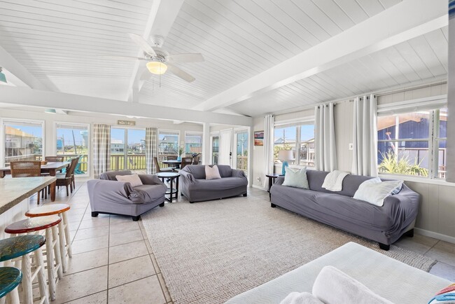 Foto del edificio - 22022 Zachary Dr