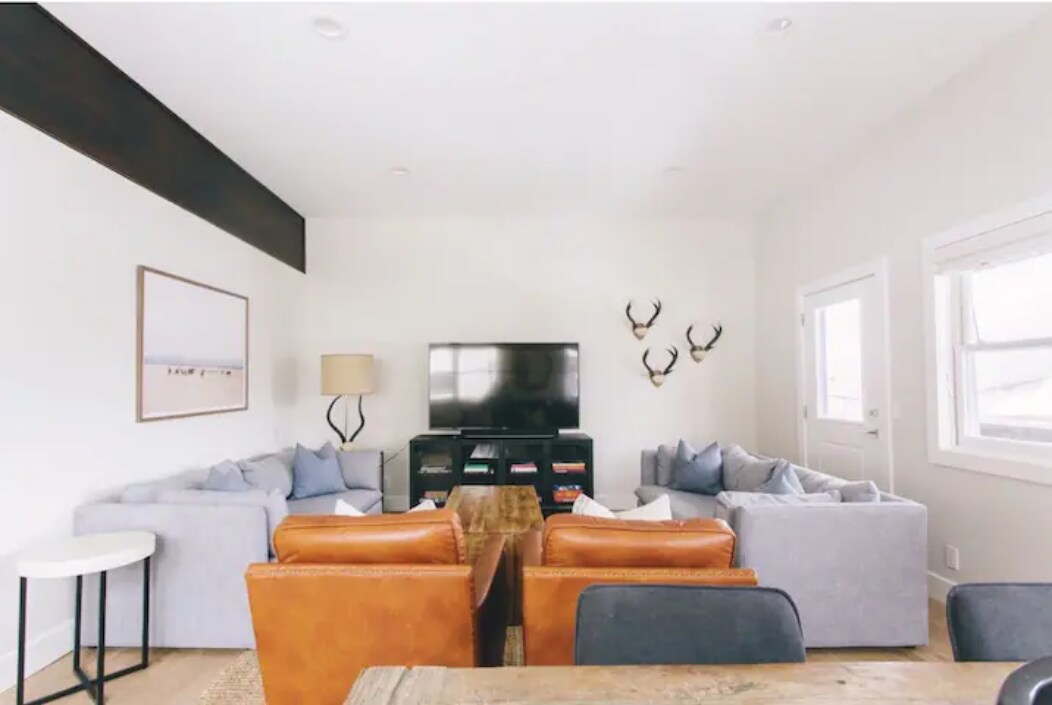 Great Room 1 - 501 Park Ave