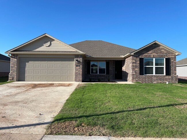 Building Photo - *Home For the Holidays Special* BRAND NEW ...