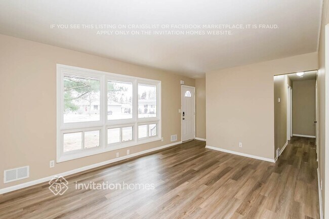 Foto del edificio - 6130 Scott Ave N