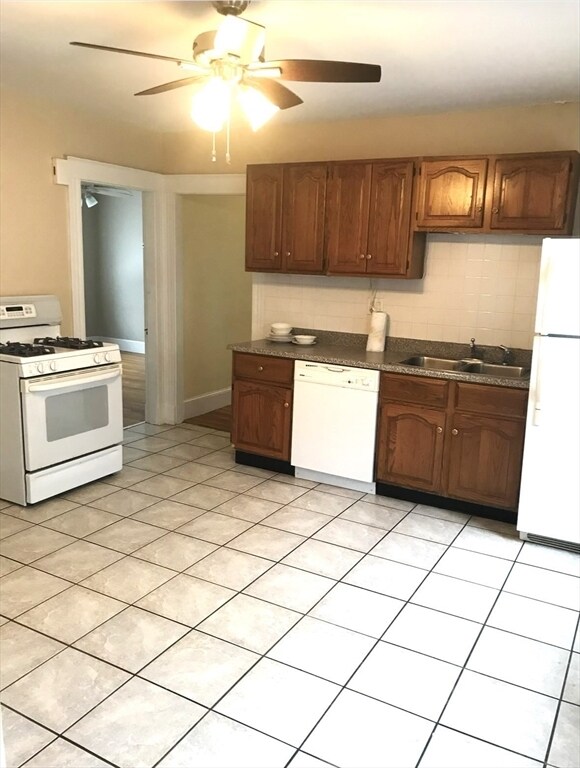 Foto del edificio - 28 Harding Rd