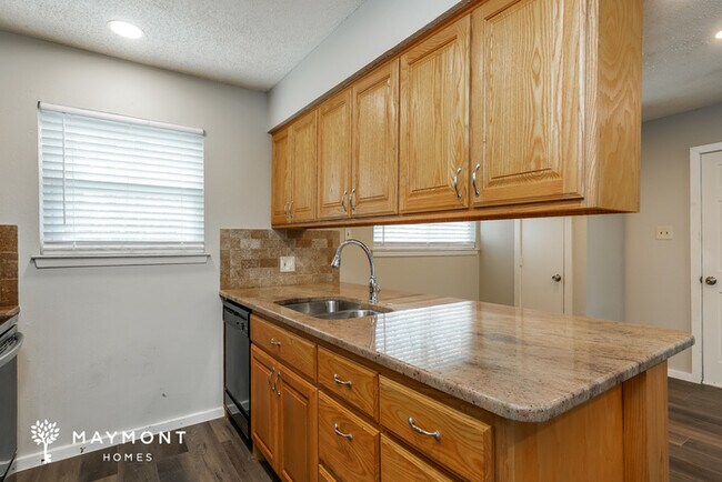 Foto del edificio - 441 NW Jayellen Ave