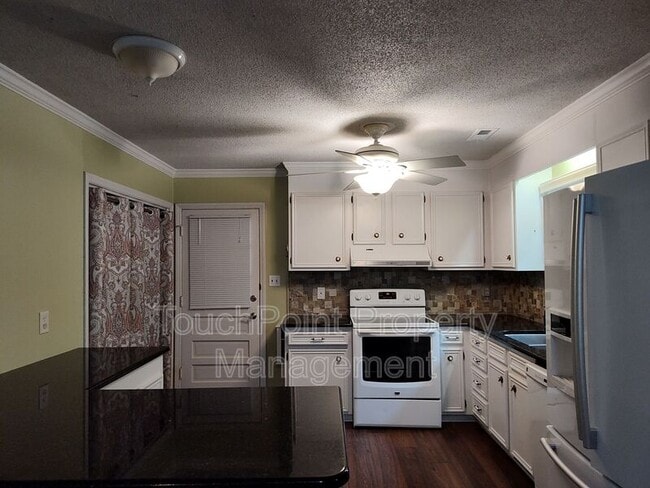 Foto del edificio - 8526 Timbercrest Cir