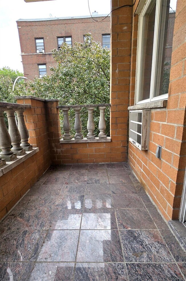 Foto del edificio - 29-17 31st Ave