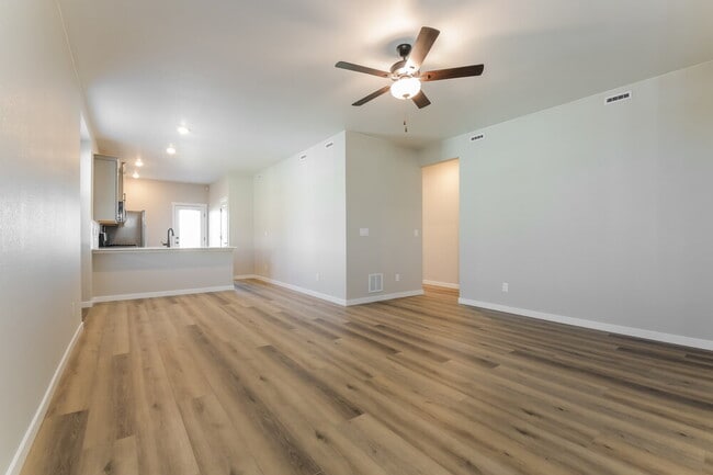 Building Photo - 9462 Yampa Ct