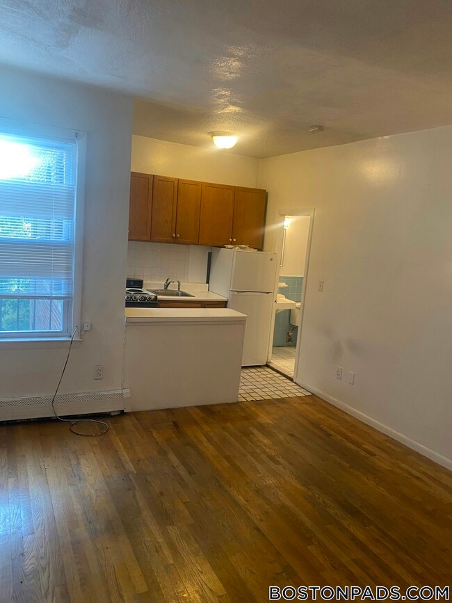 Building Photo - 61 S Huntington Ave