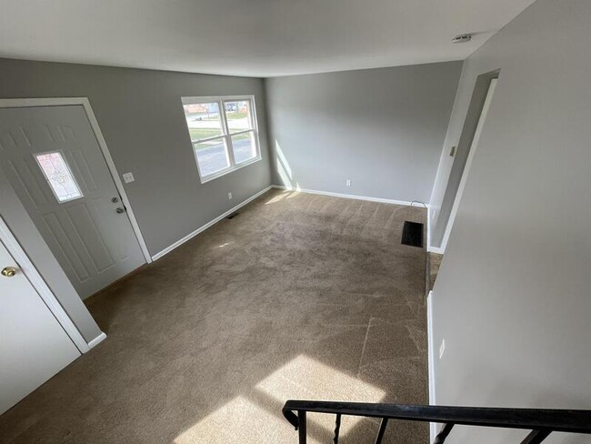 Building Photo - 2551 Sonora Dr