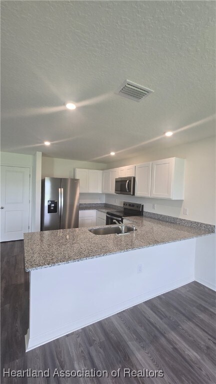Building Photo - 1280 Stone Ridge Cir