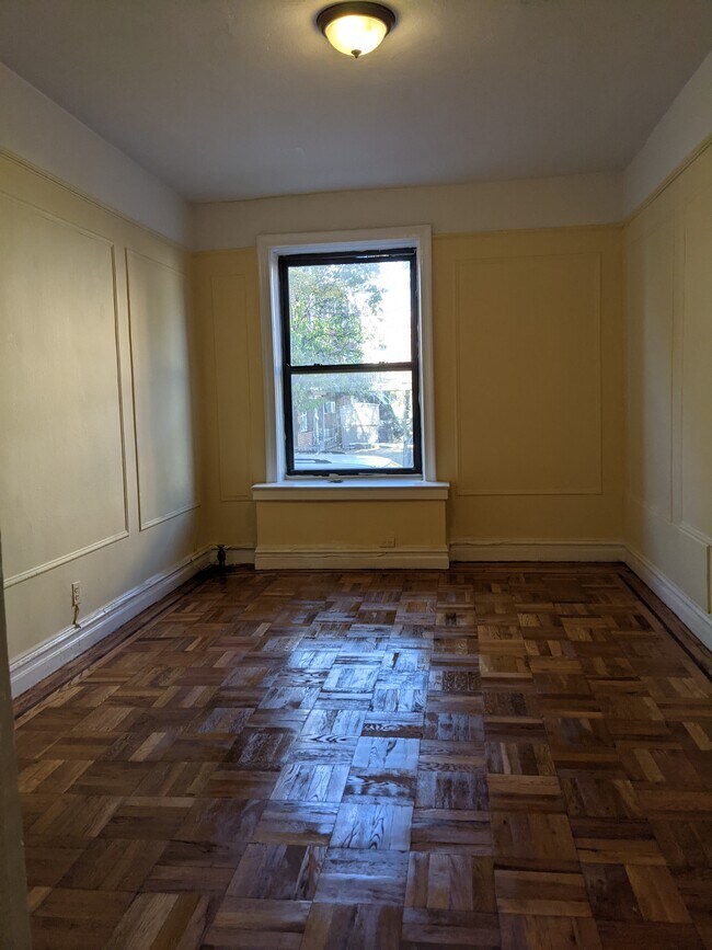 Foto del edificio - 402 Foster Ave