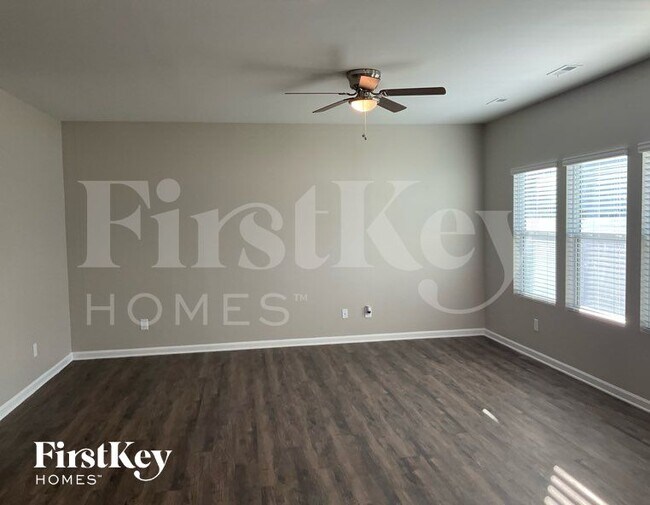 Foto del edificio - 5510 Cobblestone Glen Dr