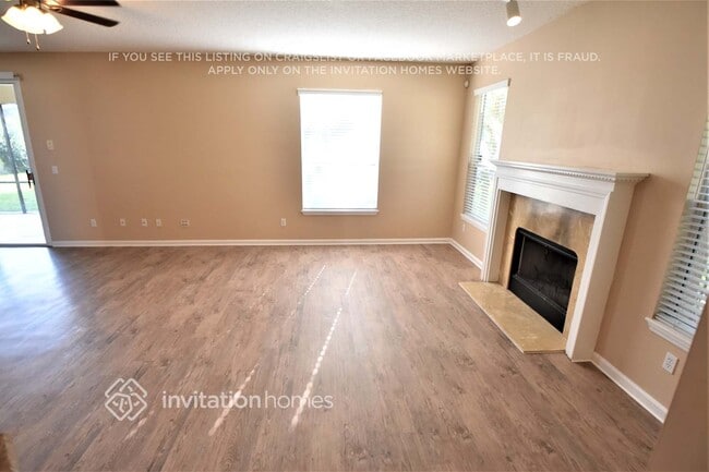 Building Photo - 911 Trellis Trail