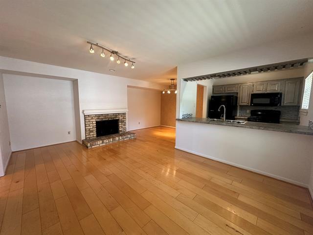 Foto del edificio - 4049 Herschel Ave