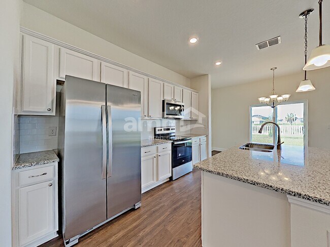 Foto del edificio - 4632 Reisswood Loop