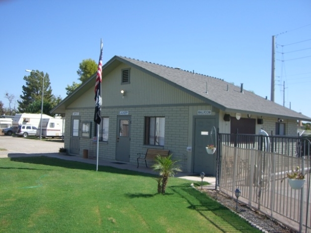 Foto del edificio - Garden Oasis RV Park