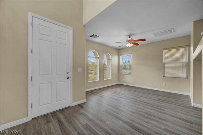 Foto del edificio - 12052 Hathaway Pines Dr