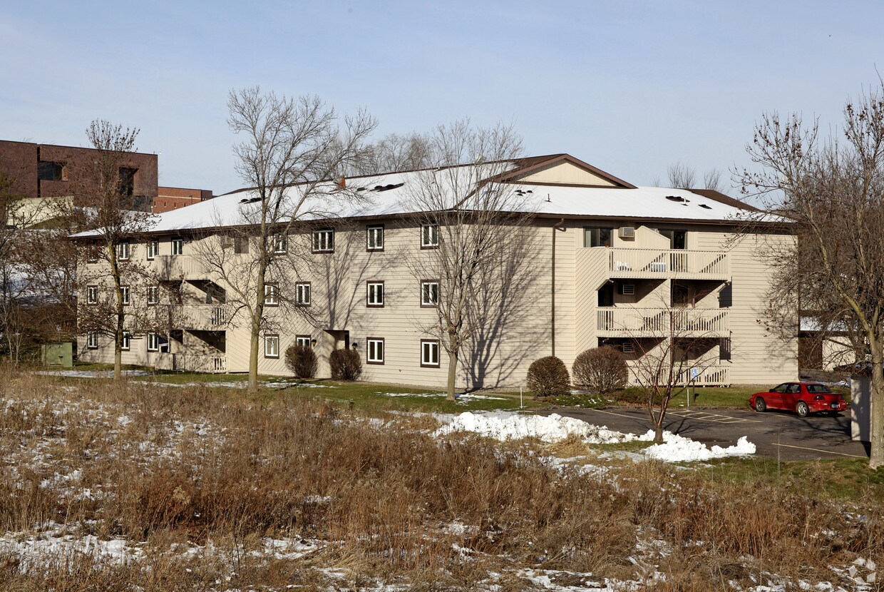 570 Whispering Ln, Hastings, MN 55033 Apartments in Hastings, MN