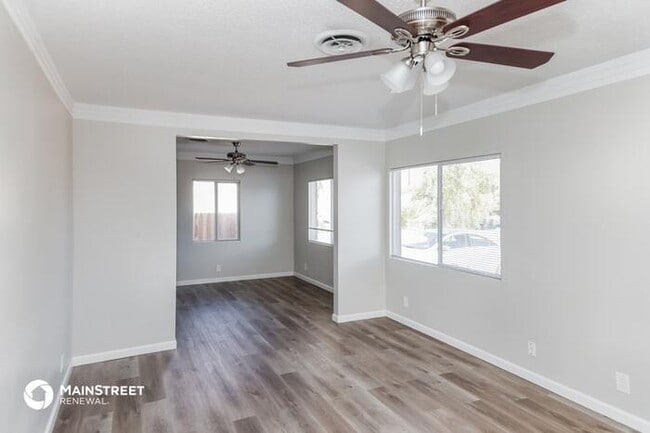 Building Photo - 346 ARNOLD ST, LAS VEGAS, NV 89106