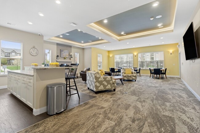 22 Slate Clubroom - 22 Slate