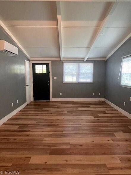 Foto del edificio - 1309 W Ridge St