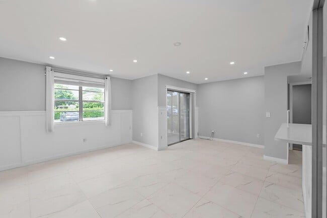 Photo - 1259 SW 46th Avenue Unit 1909 Apartment