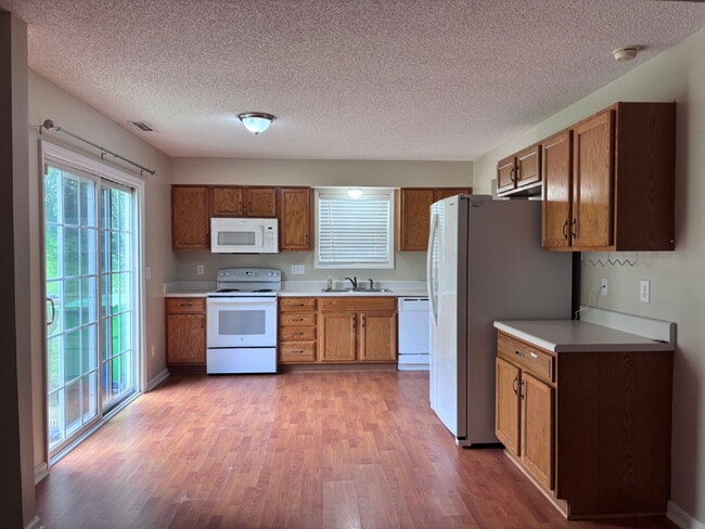 Building Photo - 4701 Tommans Trail