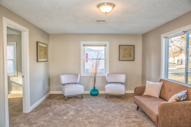 Foto del edificio - Beautiful Updated Ranch for Rent!