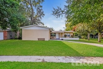 Building Photo - 1332 W Hartley Cir