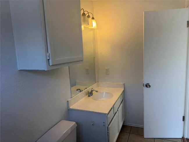 Building Photo - 14045 Maricella Ln