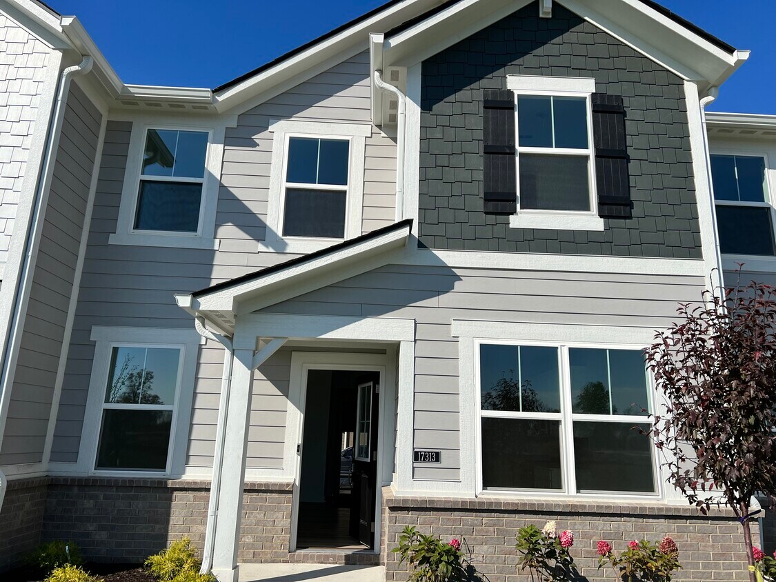 Foto principal - 17313 Rancorn Pl