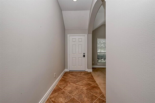 Foto del edificio - 5523 Stoneridge Ct