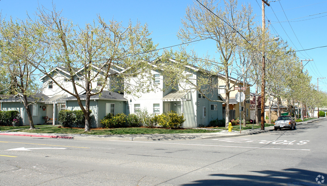 Primary Photo - Riverfield Homes