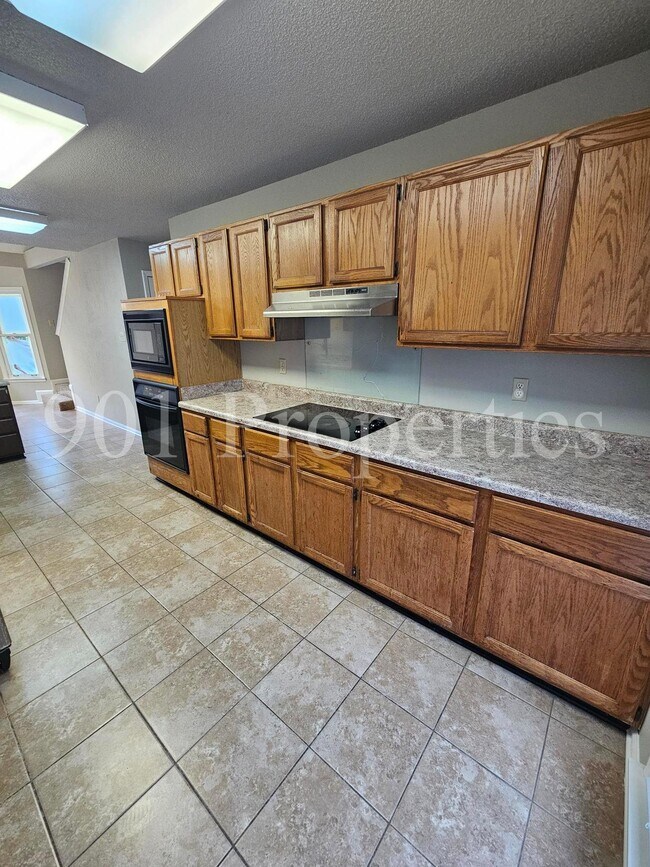 Foto del edificio - 8269 Trinity Rd