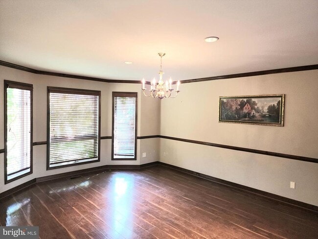 Building Photo - 14991 Shady Oak Ln
