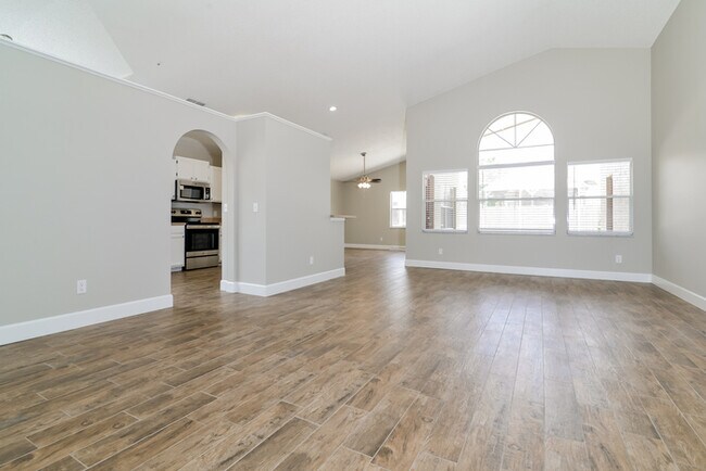 Foto del edificio - 2121 River Park Blvd