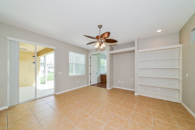 Building Photo - 5412 Lexington Dr