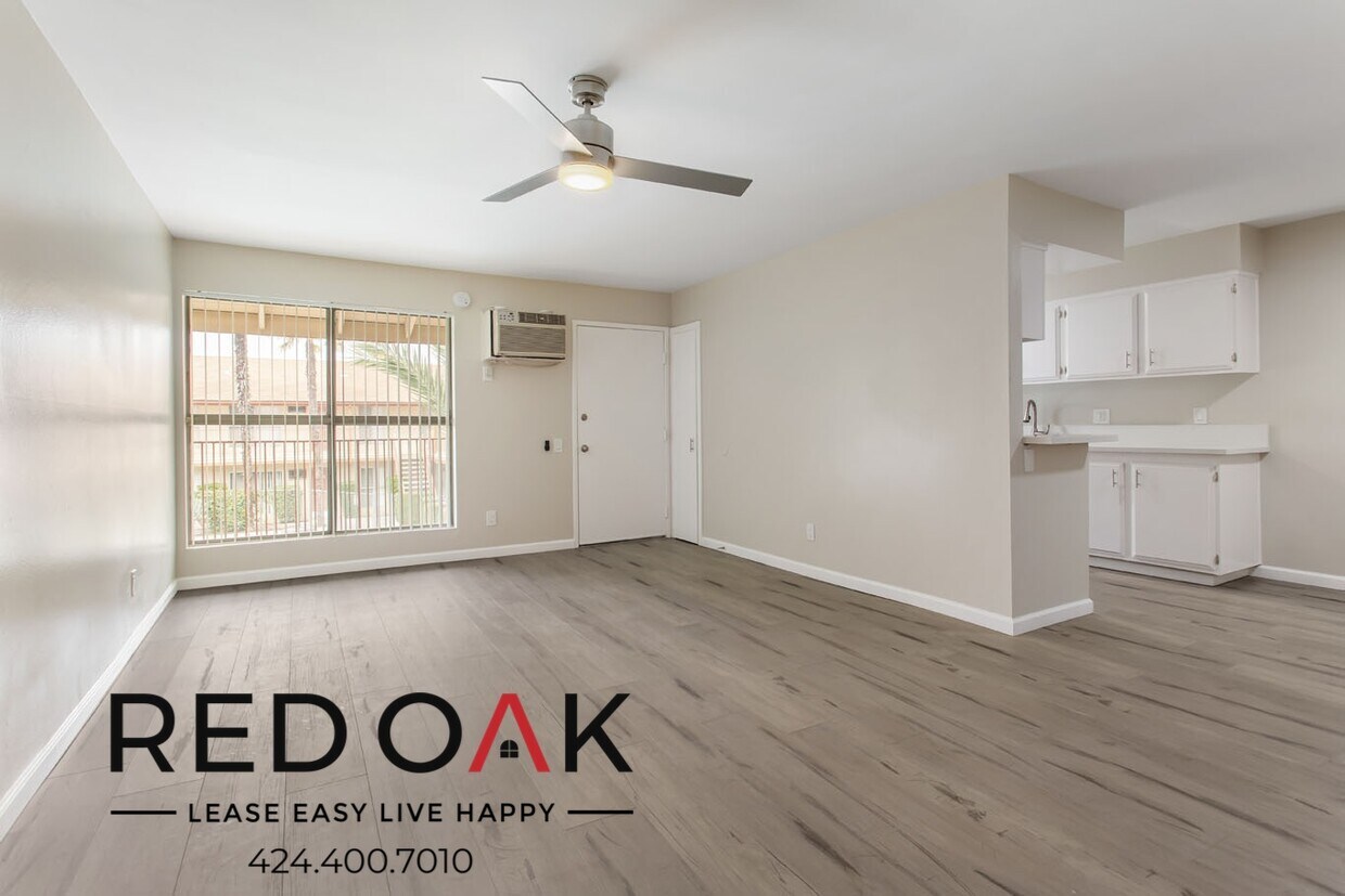 Primary Photo - ~1 Month FREE~ Spacious One Bedroom with L...