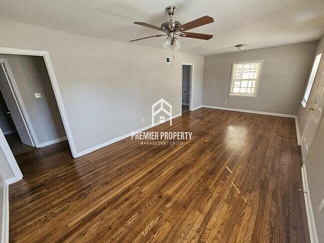 Foto del edificio - 1899 Danville Rd