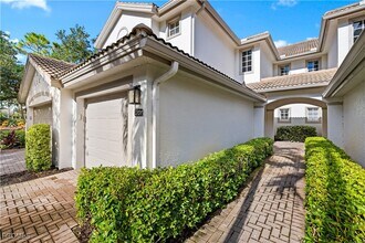 Building Photo - 10392 Autumn Breeze Dr