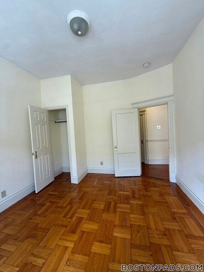 Foto del edificio - 32 Queensberry St