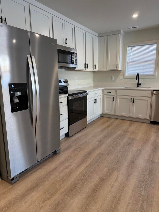 Foto del edificio - 1007 Jefferson St