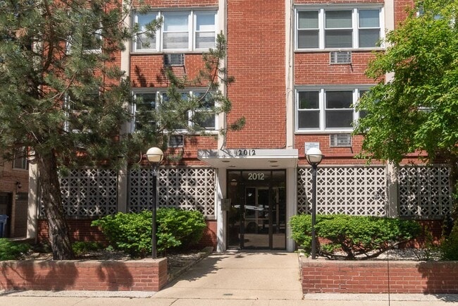 Building Photo - 2012 N Orleans St