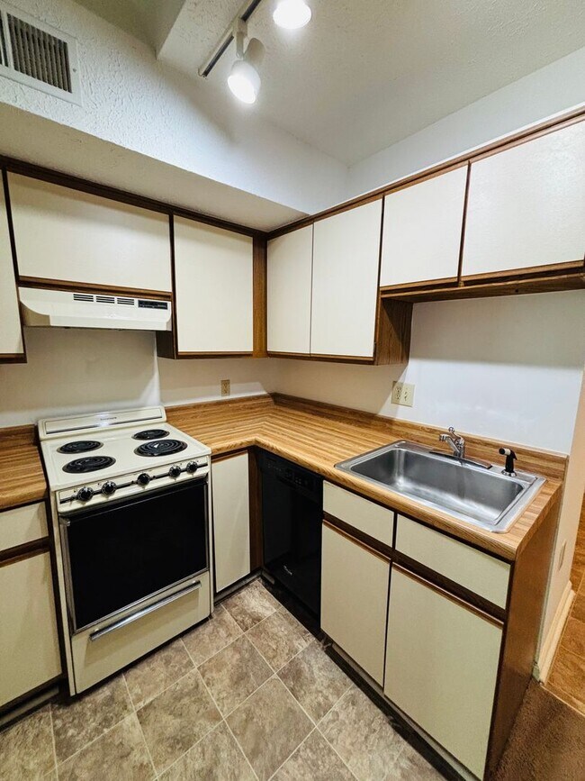 Foto del edificio - Studio 1 Bath with Loft Condo